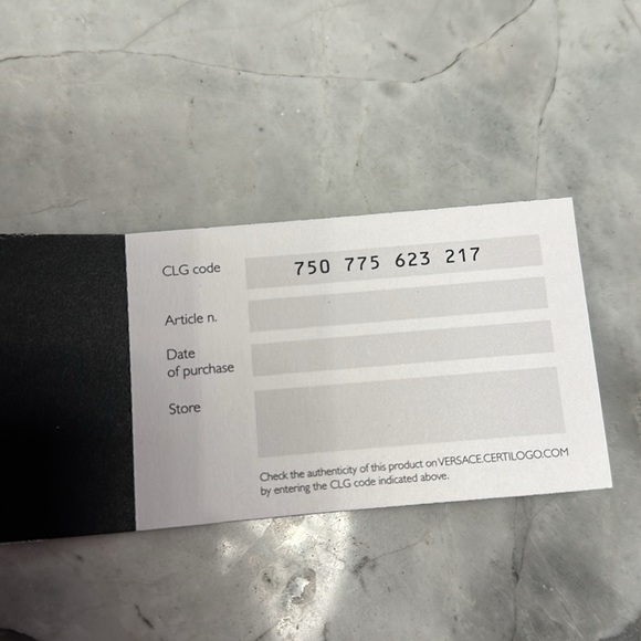 NIB Versace sunglasses - Picture 9 of 10